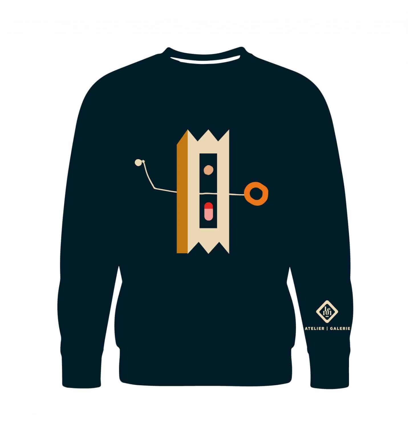 Sweat-shirt bleu marine avec un motif graphique abstrait représentant un personnage stylisé, logo Atelier Galerie sur la manche